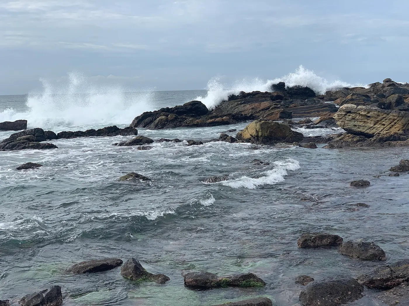Waves breaking on the rocky coast near Dikwella